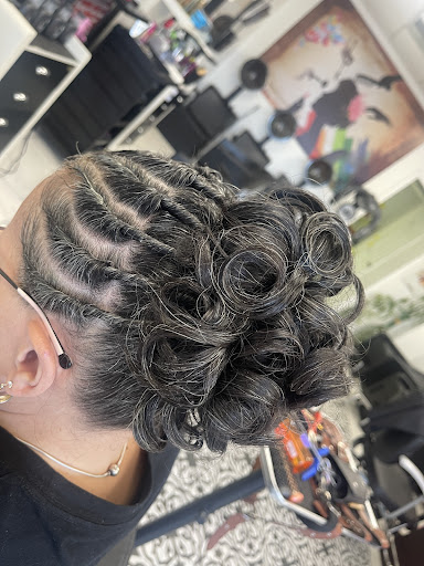 Mariela Hair Salon & Barber Shop - Thumbnail