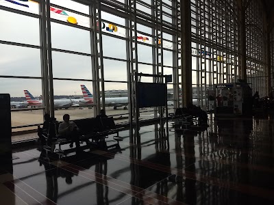 American Airlines departure terminal ronald reagan national airport