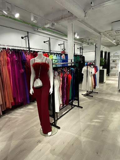 ROMA Style Collection | Vestidos y Trajes de Ceremonias y Fiesta Gallery - Spain