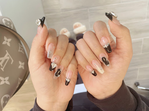 Crystal Nail & Lash - Thumbnail