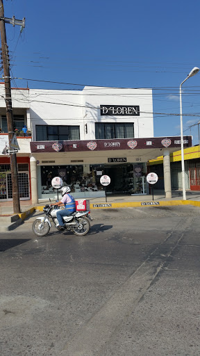 D´loren Zapaterías