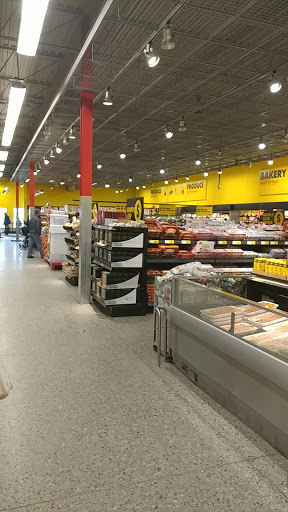 Kenny & Cindy's NOFRILLS Hamilton - Thumbnail