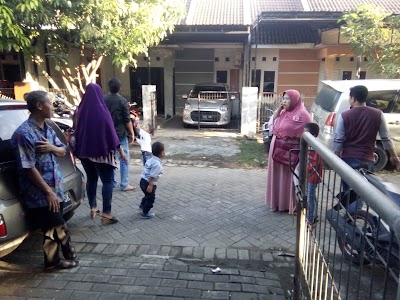 Photos of Sugik Puja Kusuma