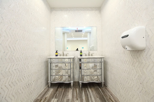 Eden Nail & Spa VII Gallery - United States