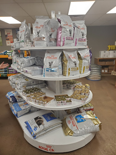 Barnyard Vet & Pet Supply - Thumbnail