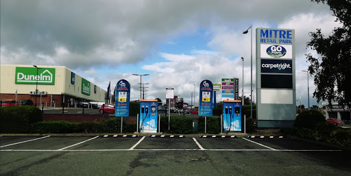 Mitre Retail Park Logo