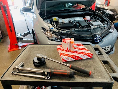 A N D Automotive Independent Toyota service and repair Specialist