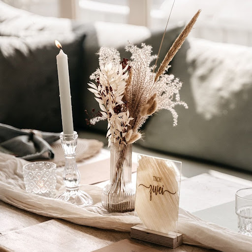 Pavone rentals and flowers