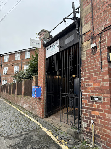 Reviews of Emmersons Solicitors in Newcastle upon Tyne - Attorney