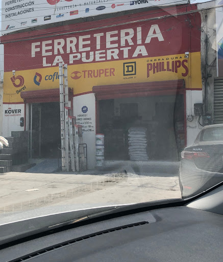Ferretería La Puerta