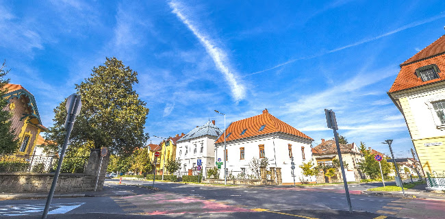 Értékelések erről a helyről: Helikon park, Keszthely - Parkoló