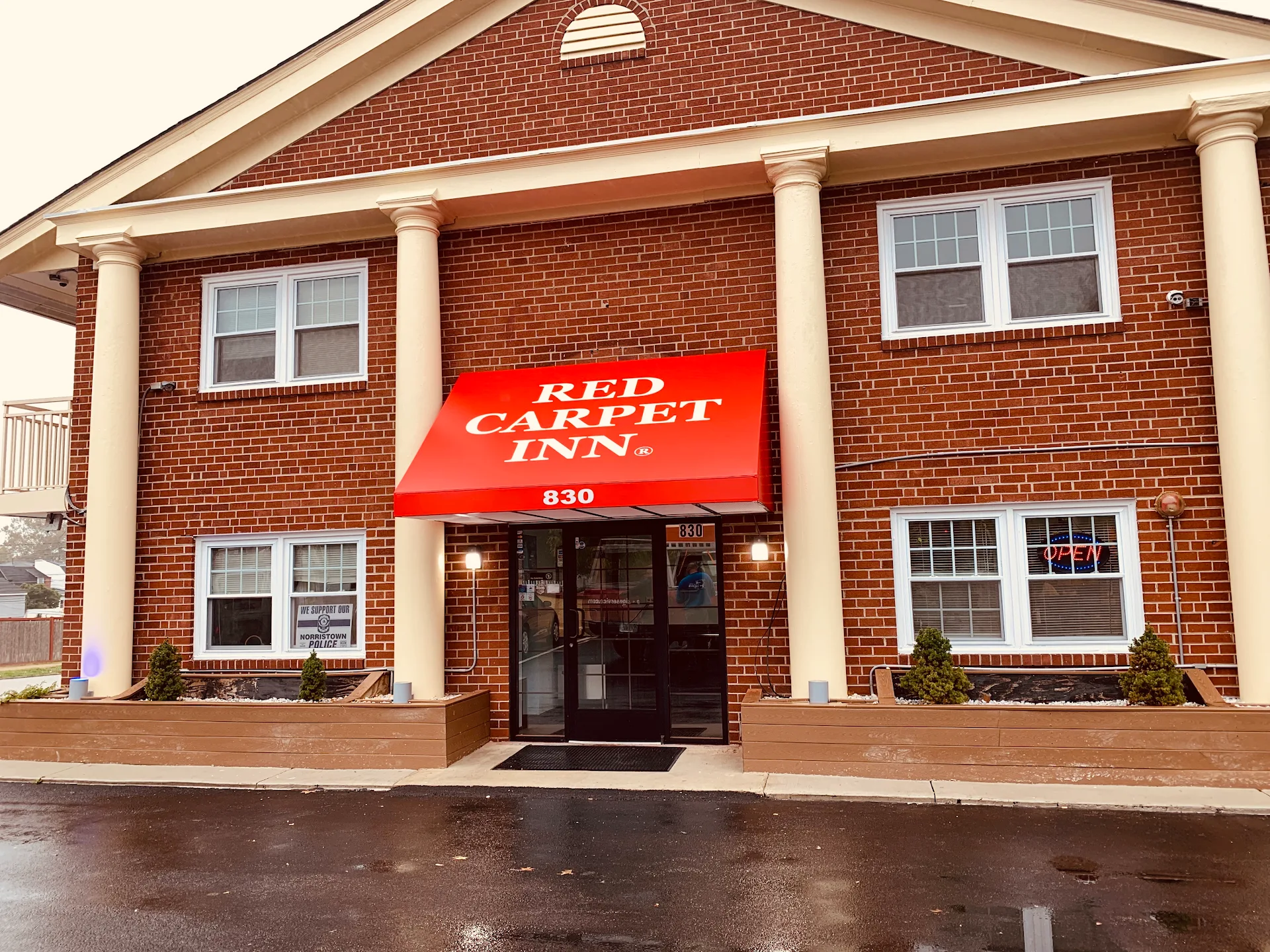 Red Carpet Inn - Norristown, PA