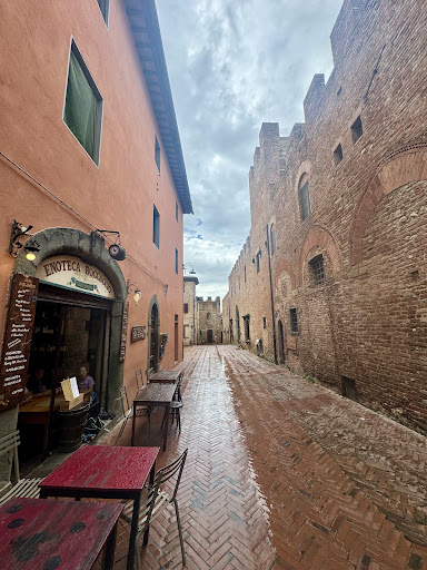 Enoteca Boccaccio Di Casini Andrea Gallery - Italy