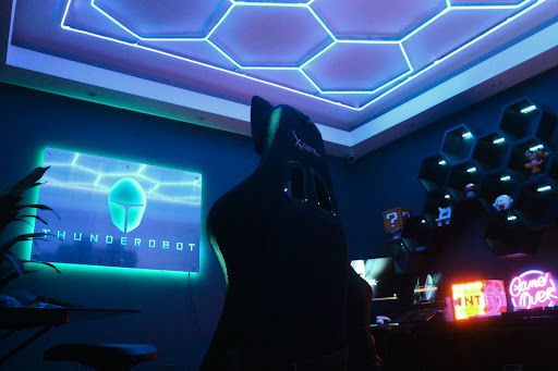 Thunderobot - Visual
