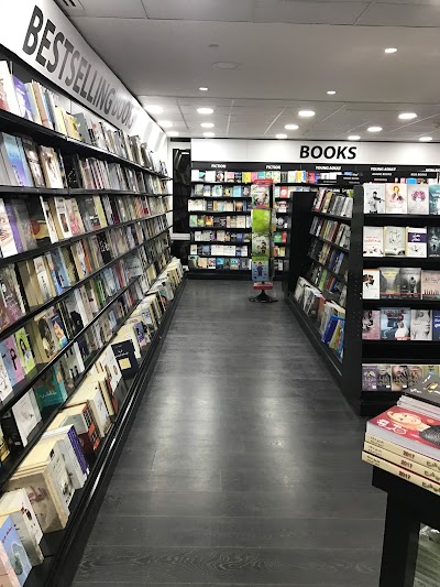 Photos of ذات السلاسل WH SMITH