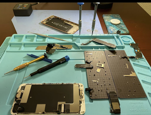 Express Mobile Repair (Phones - Computers - Tablets & More) - Thumbnail