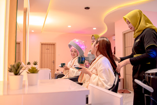 Anaya Salon N Spa