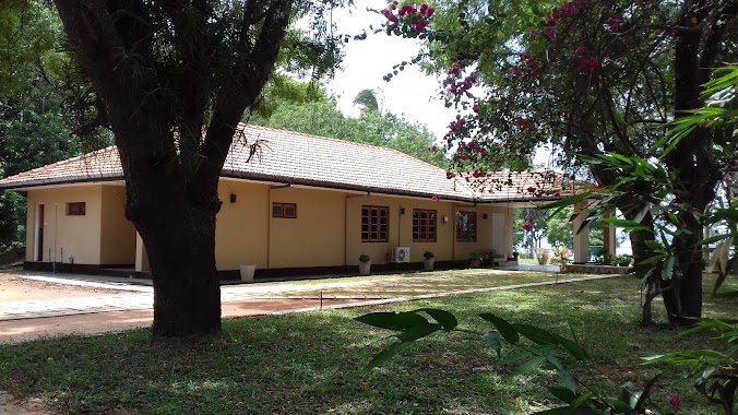 Irrigation Circuit Bungalow, Author: Wasantha Wijenayake