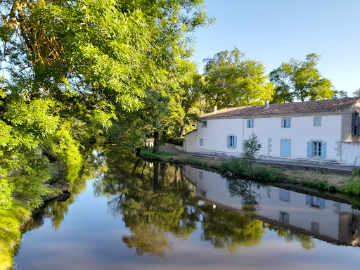 Aire camping car d'Alzonne