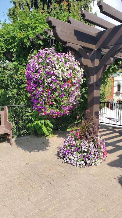 Leavenworth Outdoor Center