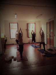 Photo n°3 de Shanti-Om Yoga - Bormes les Mimosas à Bormes-les-Mimosas (Centre de yoga)