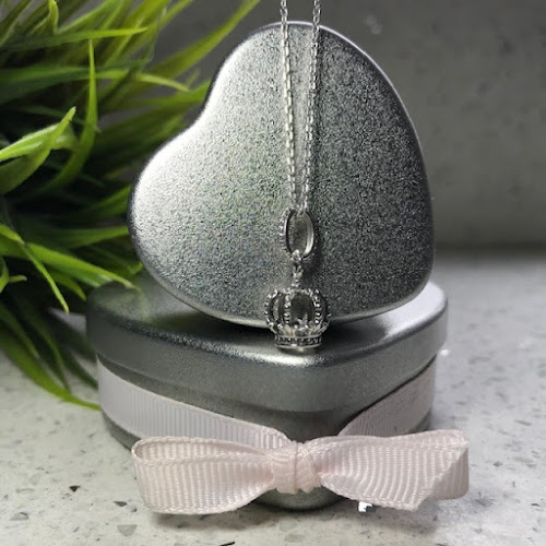 kat & Star Jewellery - Jewelry