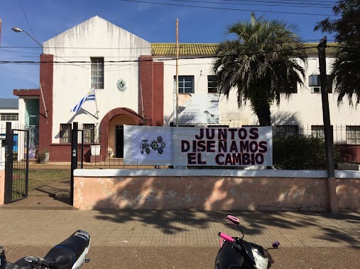 Escuela Técnica Artigas (UTU), Author: Fernando Paiva Belzarena