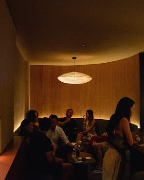 Bar Souvenir by null