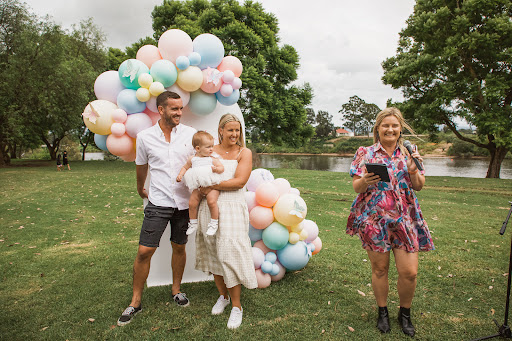 Kate Eloise Celebrant - Thumbnail