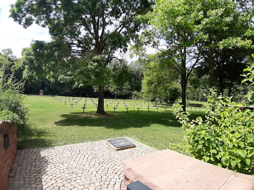 Féy German military cemetery - Thumbnail