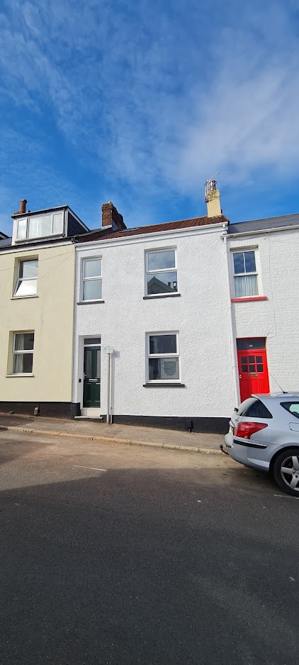 Chute House | Airbnb Exeter |self catering | accommodation Exeter photo 3