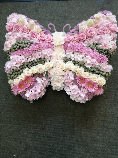 Laurel's Funeral Flowers - Thumbnail