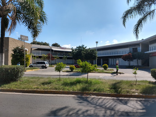 Plaza Comercial Hacienda Real - Mexico