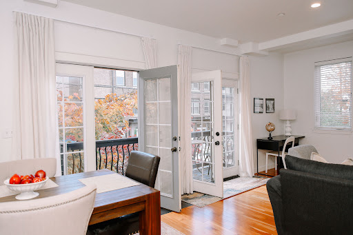 Portland Vacation Rentals - Thumbnail
