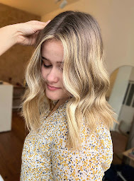 Photo n°15 de OMA - Coiffeur Nantes à Nantes (Prestataire de mariage)