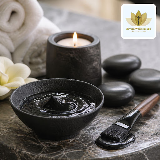 ✔️ Premium Black Sapphire Facial with expert skin analysis and customised treatment steps post image