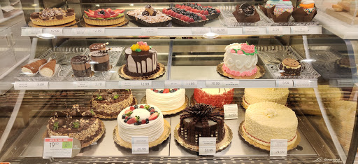 Publix Super Market at Woodruff - Thumbnail
