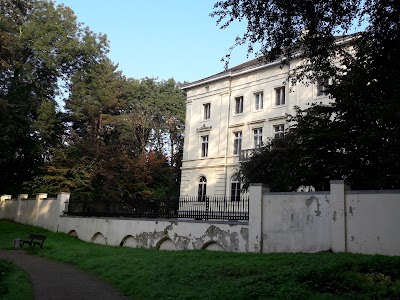 Photos of Schloss Mickeln
