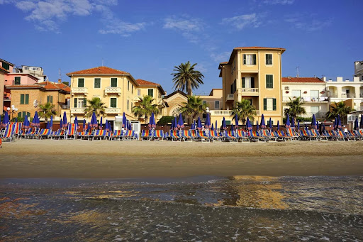 Lorenza sul Mare - Camere & Appartamenti - Thumbnail