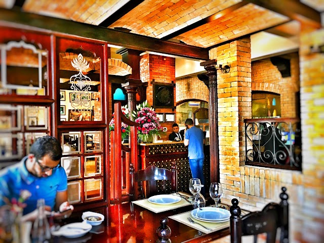 Samad Al Iraqi Restaurant