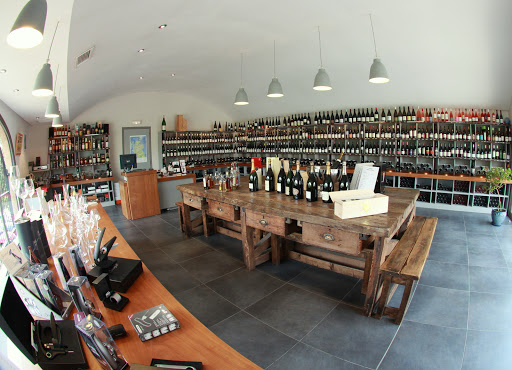 V. Marchand de Vins - Thumbnail