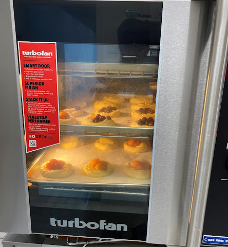 Belle Vie Cafe & Bakery by null