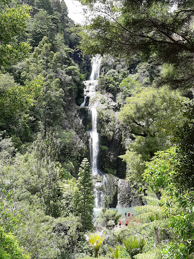 Kitekite Falls