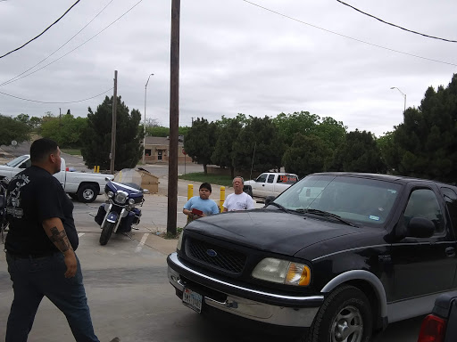 Medrano’s Oil Change - Thumbnail