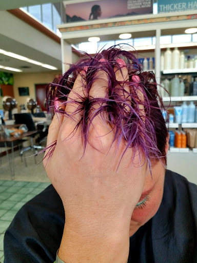 Future Wave Salon - Visual