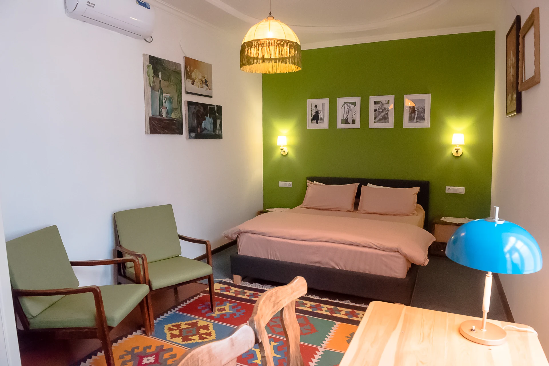 "Old Radio" hostel