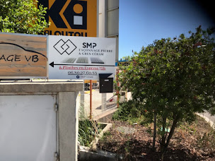 Photo n°11 de SMP Céram - Découpe carrelage, pierre, grés et Façonnage à Grimaud (Magasin de carrelage)