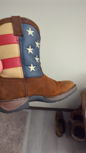 Miller's Clothing and Shoes - Thumbnail