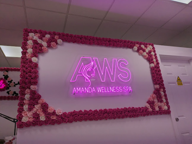 http://www.amandawellness.co.uk/