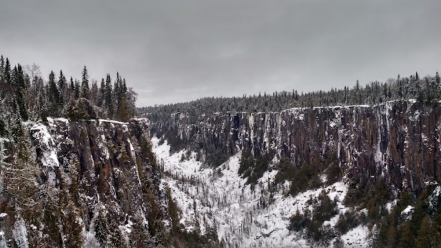 Ouimet Canyon Provincial Park